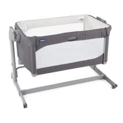 Chicco Culla Next2Me Magic Con Base Inclinabile E Pannello Estraibile Per Co-Sleeping -Negozio Di Prodotti Per Bambini 0084856 chicco culla next2me magic con base inclinabile e pannello estraibile per co sleeping
