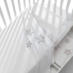 Erbesi Coperta Piquet Star - Tortora 7 Erbesi Coperta Piquet Star - Tortora -Negozio Di Prodotti Per Bambini 0101204 erbesi coperta piquet star tortora