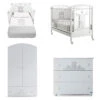 Pali Lettino Birba Smart Con Armadio, Comò In Legno E Set Letto Piumone Sfilabile, Paracolpi E Federa -Negozio Di Prodotti Per Bambini 0102941 pali lettino birba smart con armadio como in legno e set letto piumone sfilabile paracolpi e federa