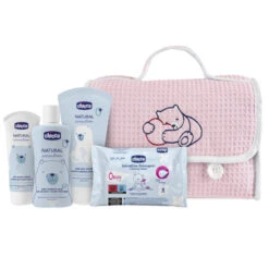 Chicco Beauty Baby Cosmetic Set Per La Nascita Con Pasta Cambio, Detergenti Natural Sensation E Salviette -Negozio Di Prodotti Per Bambini 0107259 chicco beauty baby cosmetic set per la nascita con pasta cambio detergenti natural sensation e salvi
